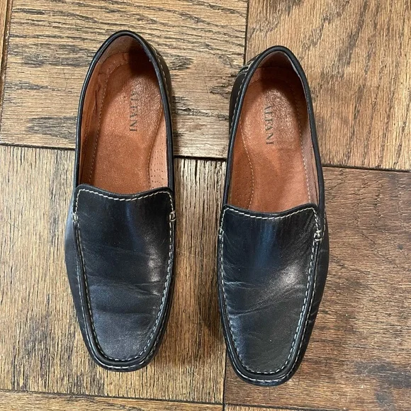 LIKE NEW Alfani Java Leather loafers in Black Alfani Java Black Leather Driving Loafers Slip On Comfort  main image 2